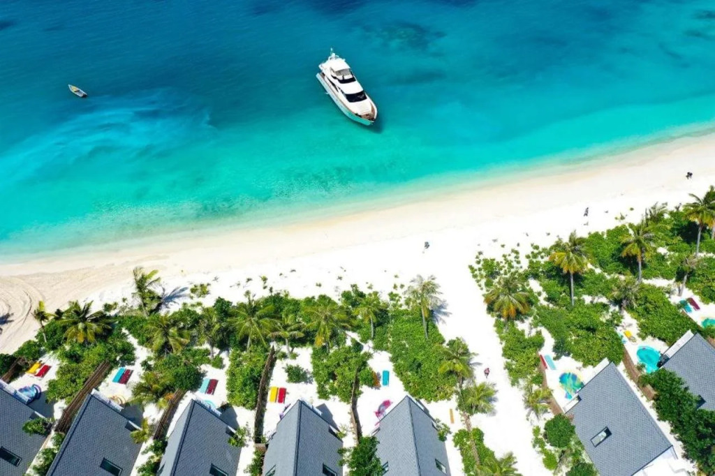 Oaga Art Resort Maldives - All Inclusive