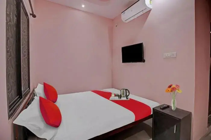 Hotel O by OYO R K Guest House