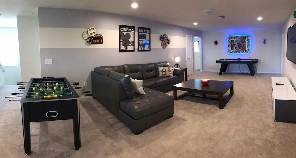 8824 Windsor Westside 63116/63382