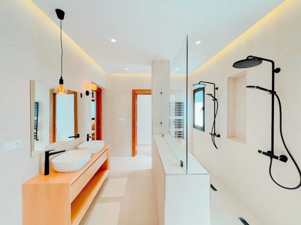 Villa Ambre : détente piscine privée hammam