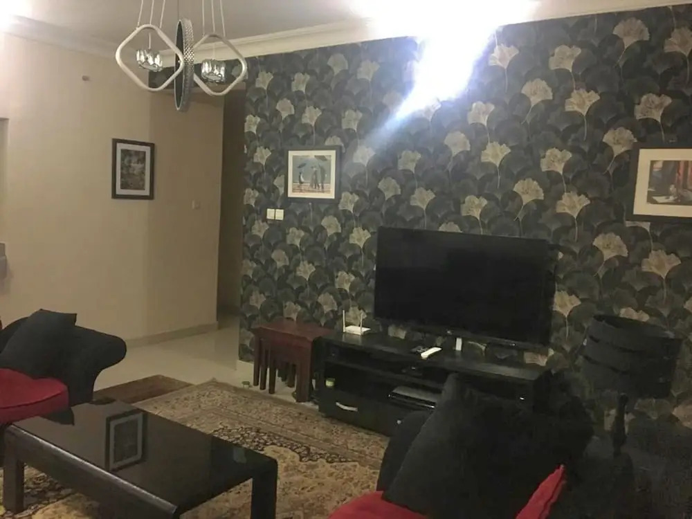 Shortlet Apartment Milverton Estate