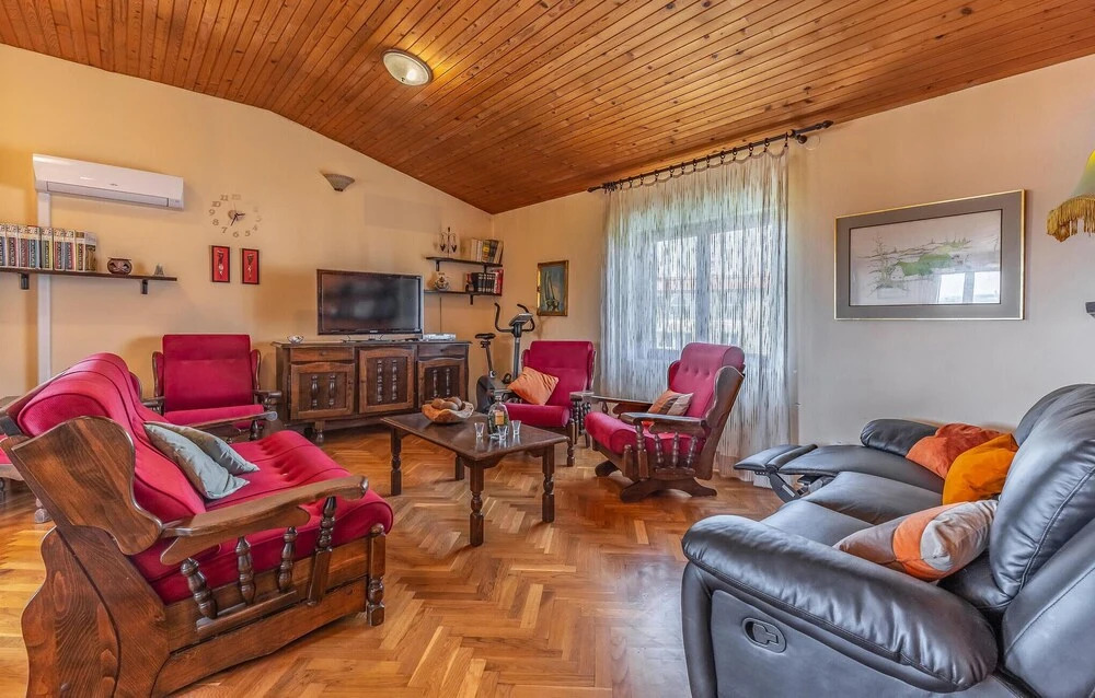Stunning Apartment in Medulin With 3 Bedrooms and Wifi