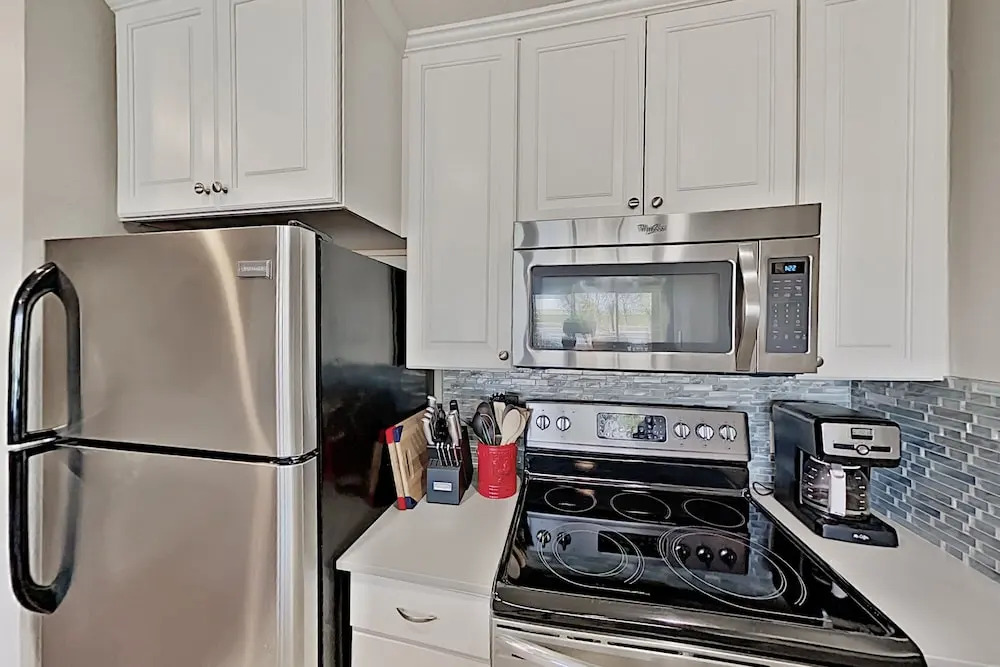 Lakeside Gem In Ridge Harbor W/ Resort Amenities 3 Bedroom Home