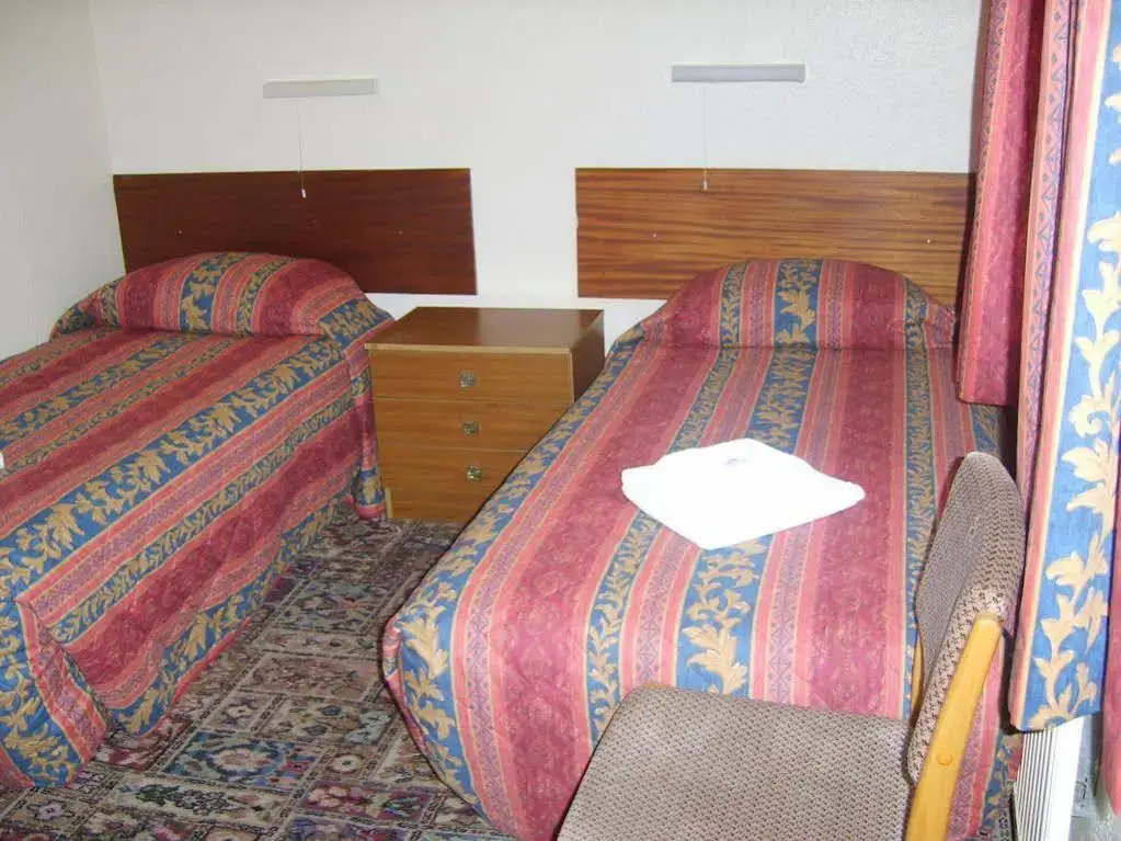VERNON Hotel