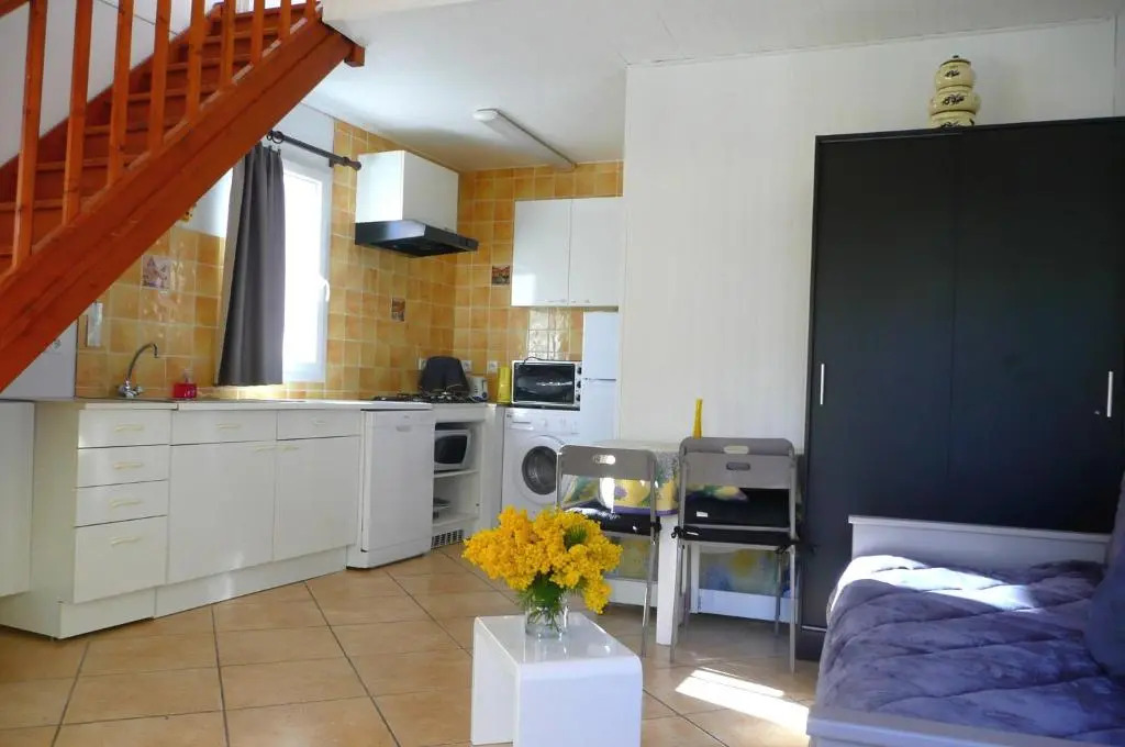 2 Gites ,15mn de Cannes, Fréjus, St Raphael, Villa la Soleiade ,clim, piscine, parking, wifi, au Lac de Saint-Cassien VAR
