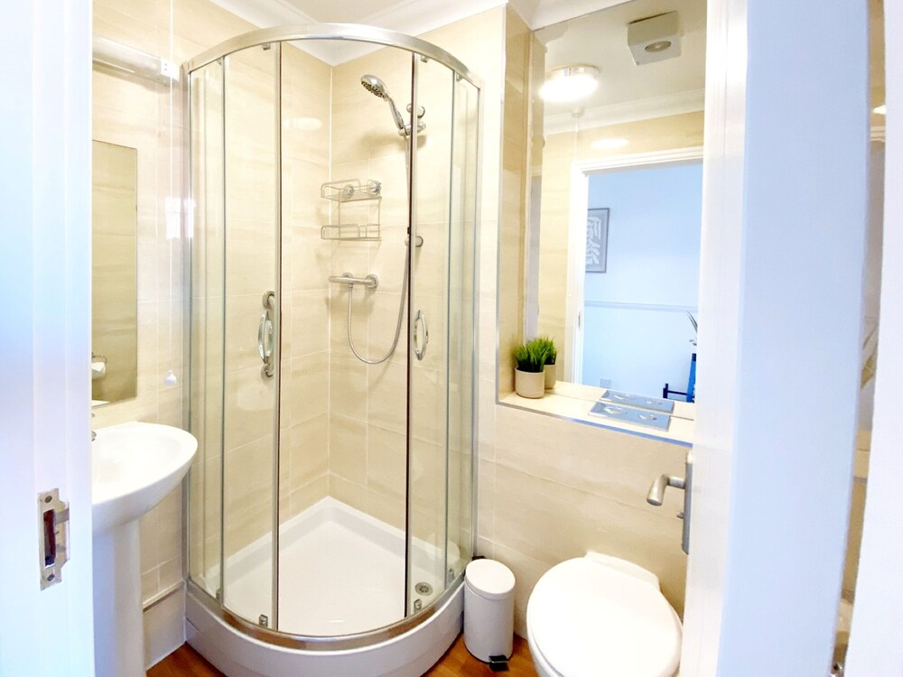 The Degas Sea View Suite