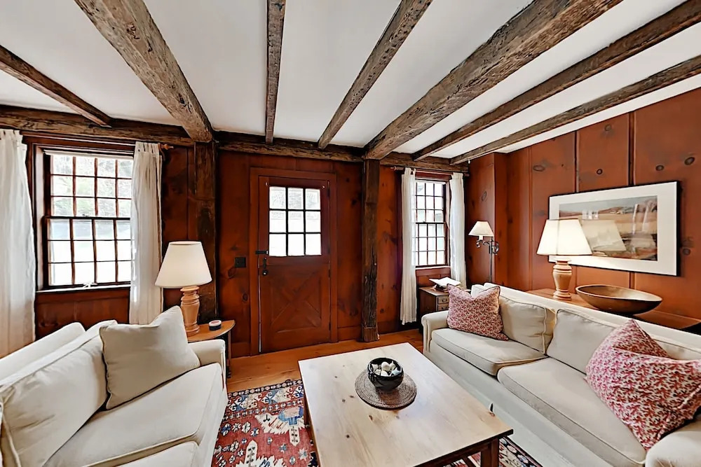 Timeless Cape Near Cold Storage Beach 4 Bedroom Home