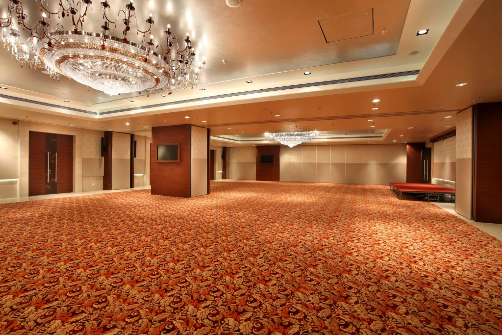 Mahagun Sarovar Portico Suites