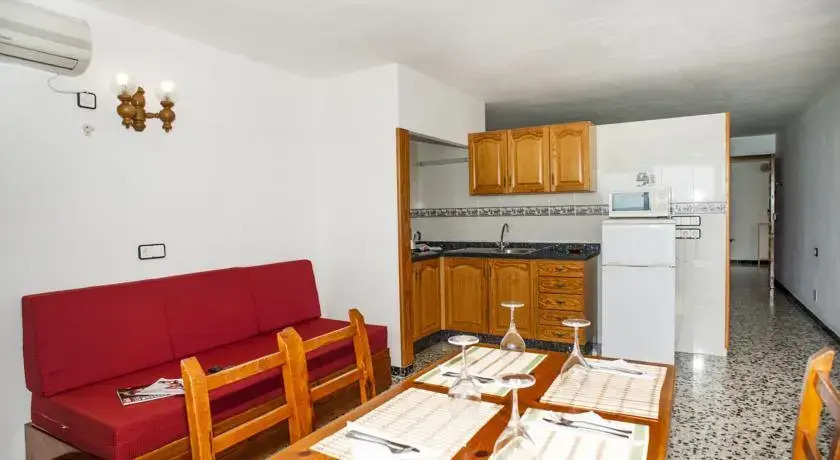 Apartamentos Es Arenals