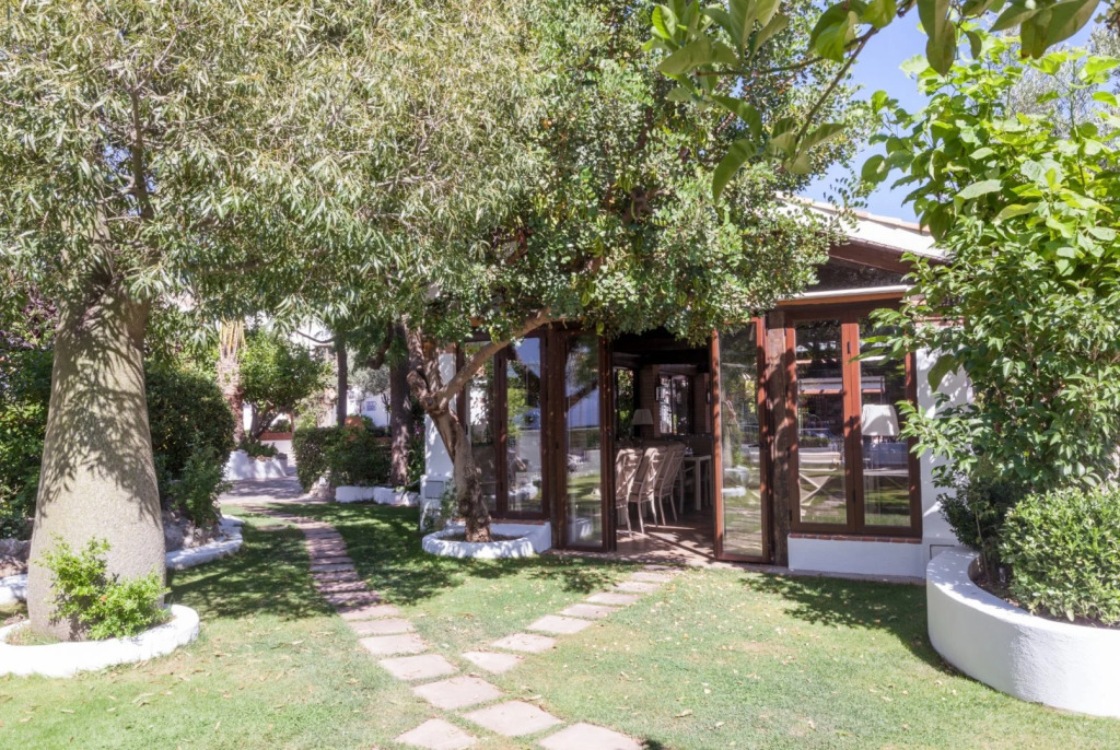 Hotel Alcadima