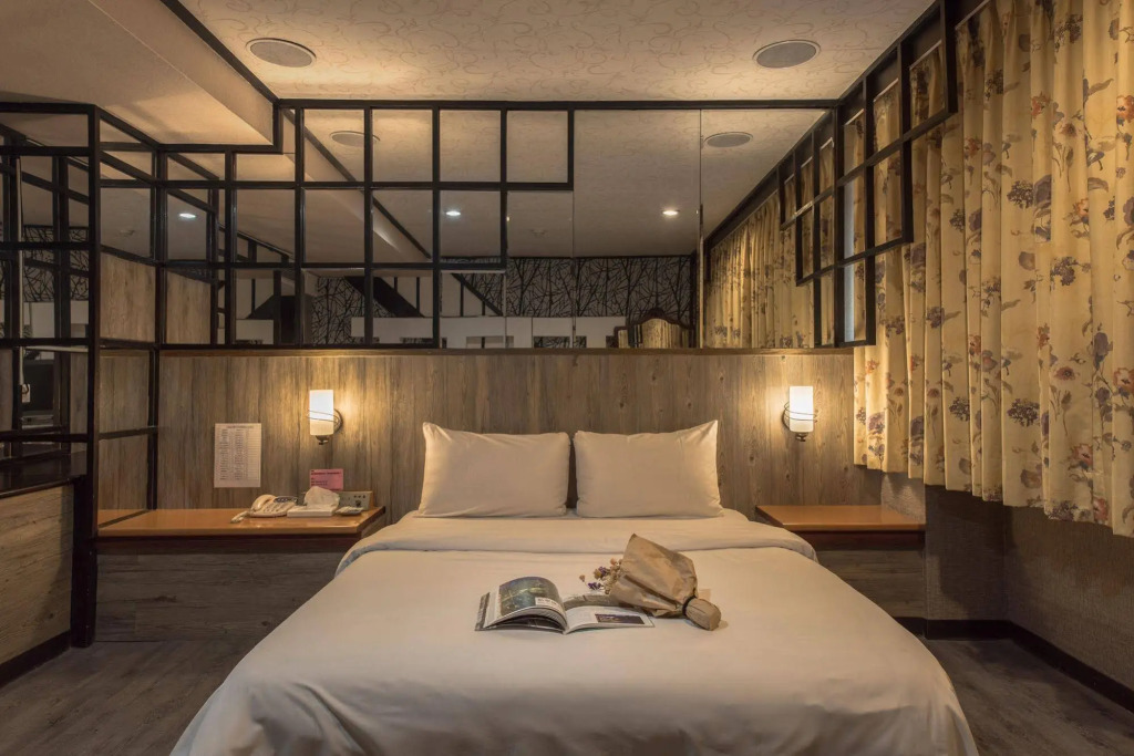 Shanghai Hotel