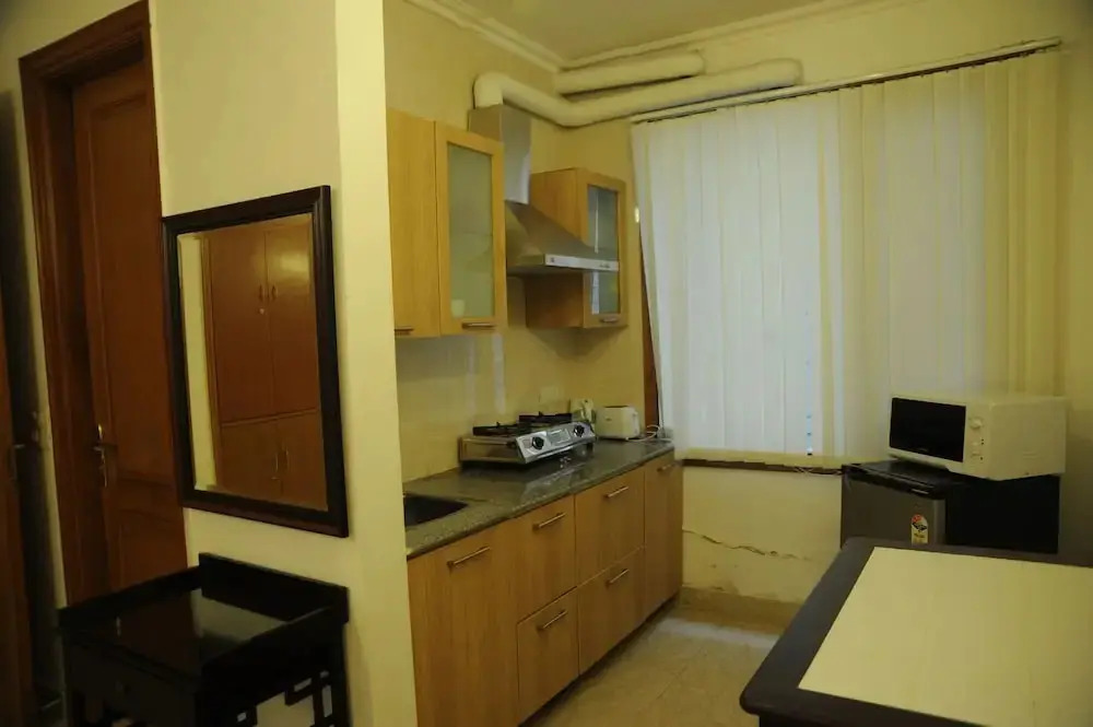 Apartment-18