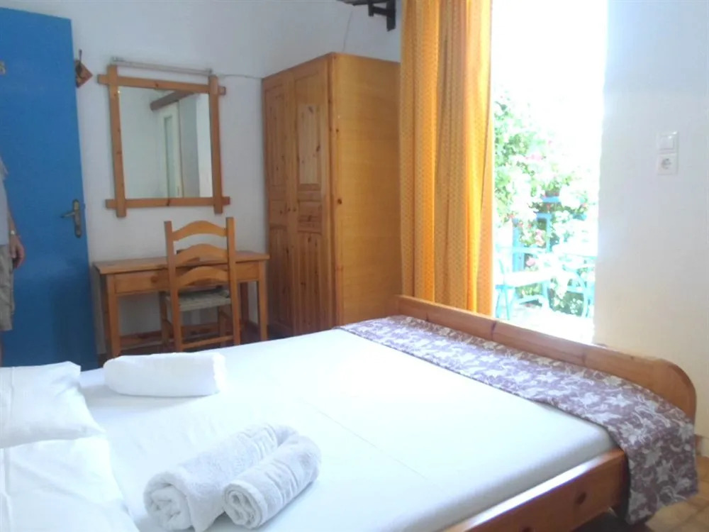 Hotel Grivas-Elia