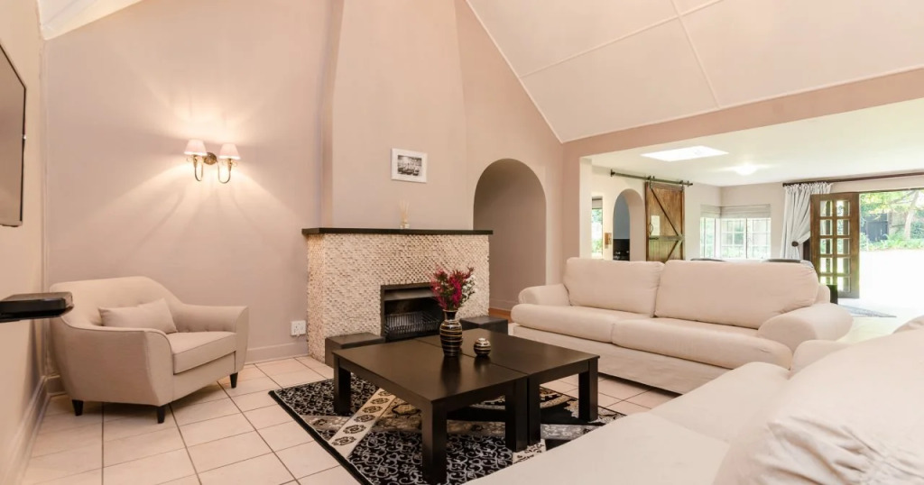 Englewold Manor Guest House