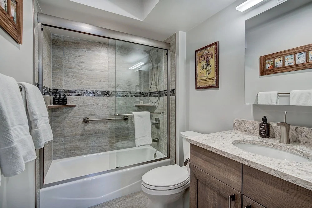 3br Slopeside Beaver Creek  Ski-in, Sleeps 10 3 Bedroom Townhouse by RedAwning