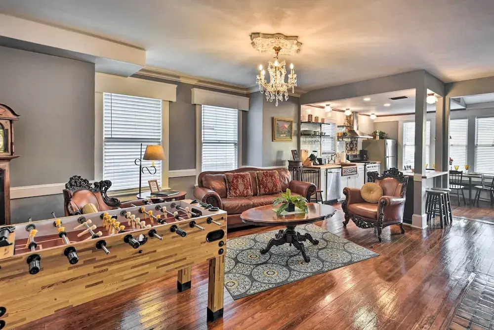 Historic Renovated Home < 2 Mi to Beach & Pier!