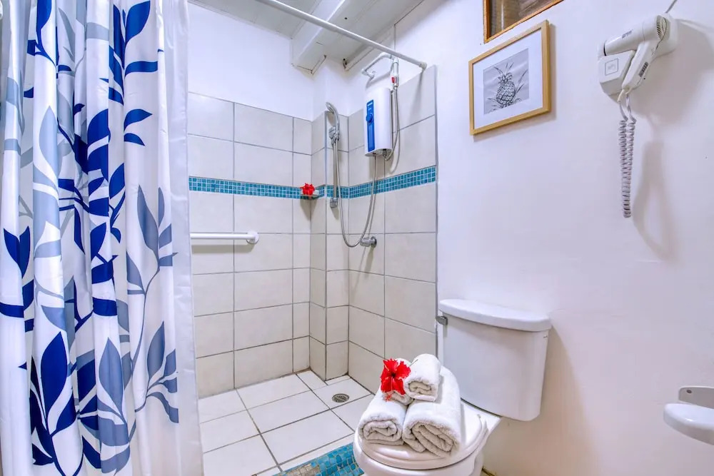 CariPro Apartments