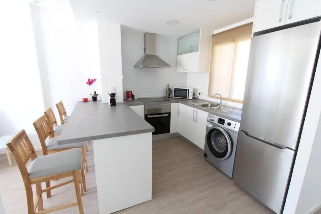 Apartamento Frente al mar, RECIEN RENOVADO, 1 hab 1 baño