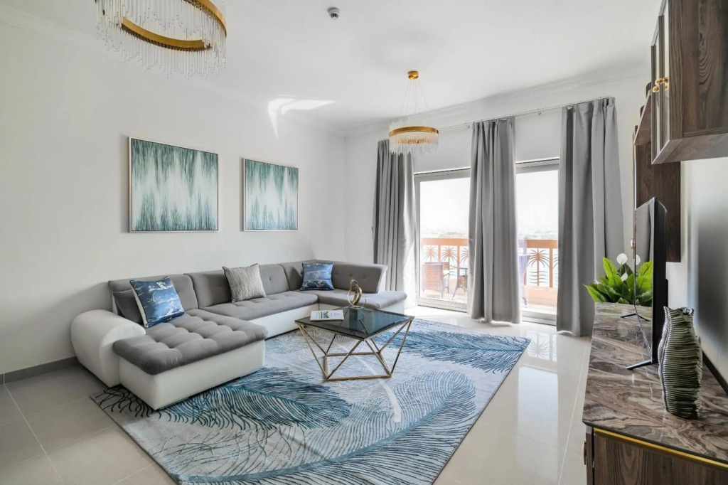 Luxury 3bd Apt Palm Jumeirah Pool, Parking, Gym