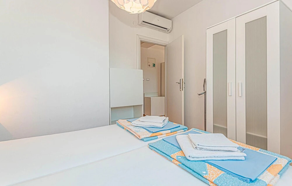 Awesome Apartment in Tribunj With Wifi and 1 Bedrooms