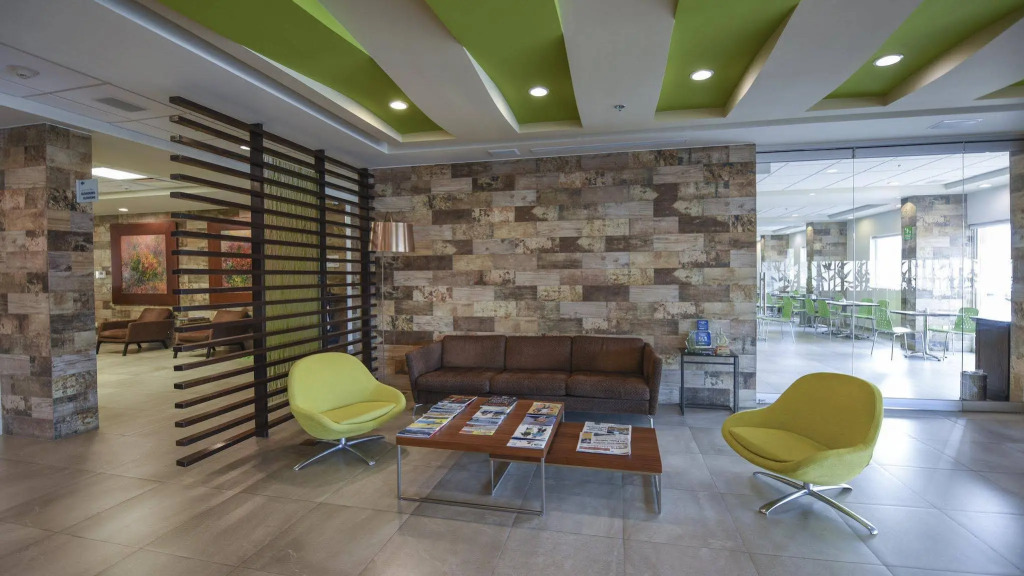 Holiday Inn Express and Suites Celaya by IHG