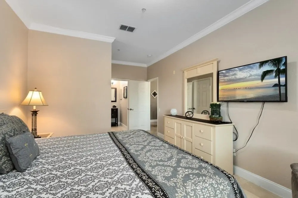 Spacious 3 Bed, 2 Bath Condo In Gated Community 3 Bedroom Condo by RedAwning