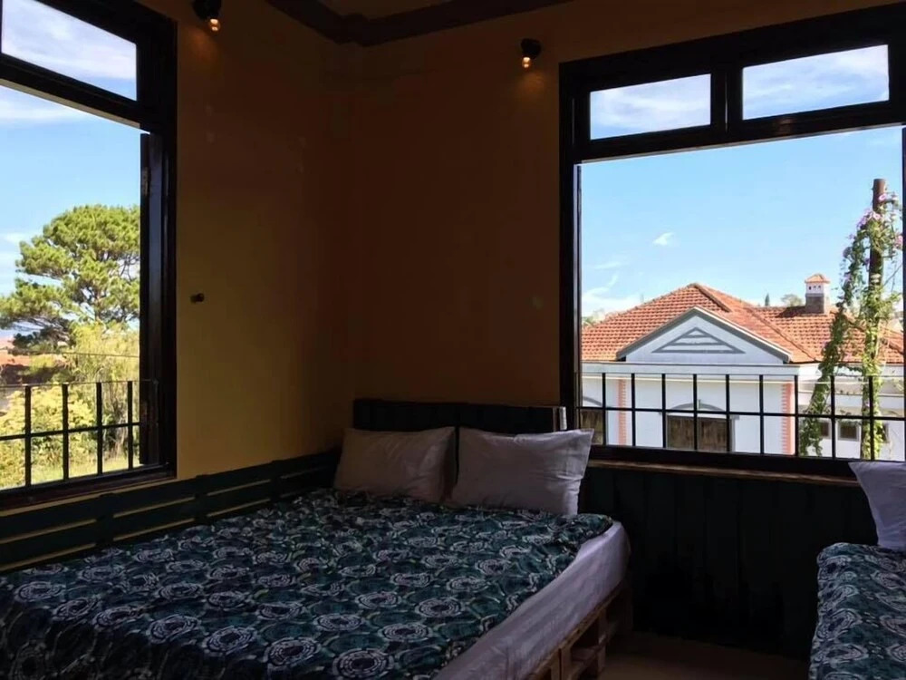 Mars House Homestay