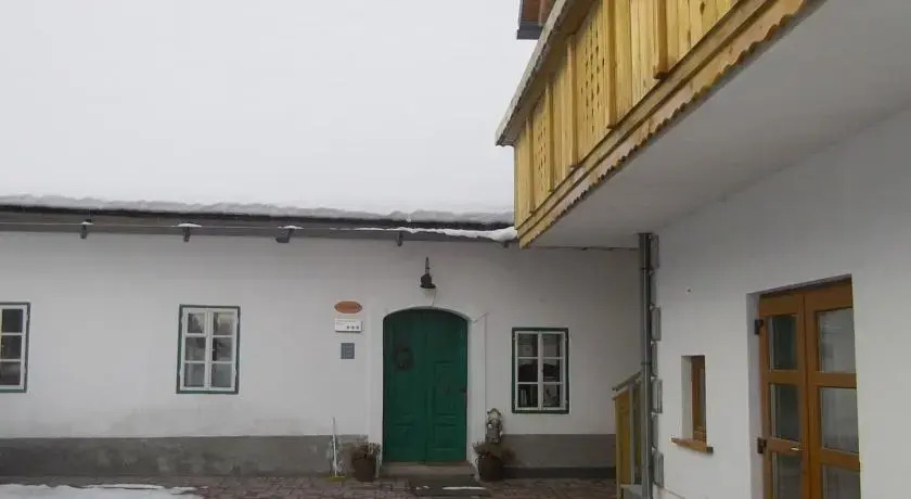 Guest House Lepi Čeveljc