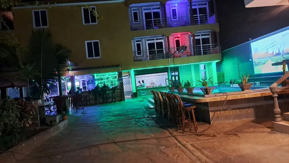 Le Mach Apartments