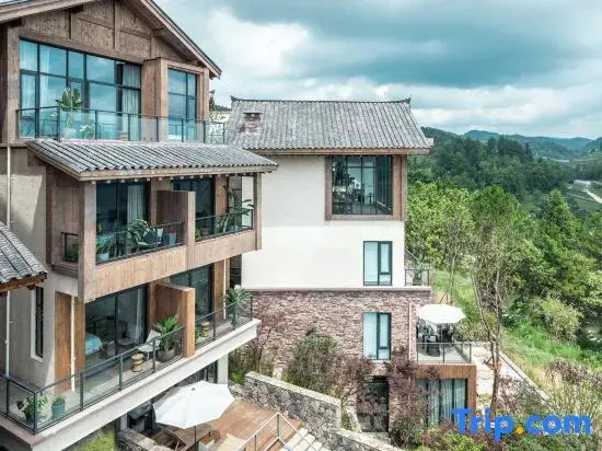 Guiyuan Hilly Hotel Resort