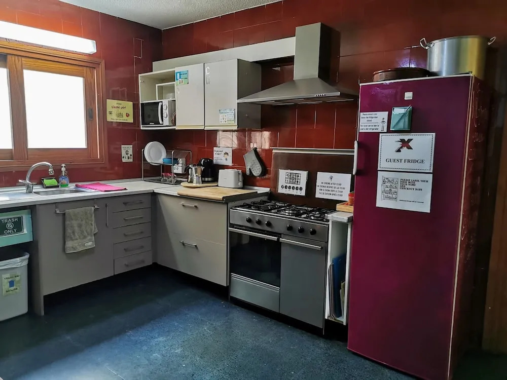 X Hostel Alicante