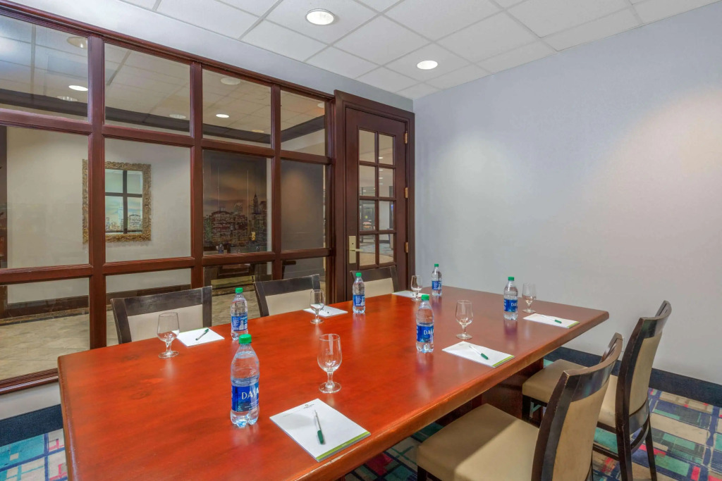La Quinta by Wyndham Secaucus Meadowlands