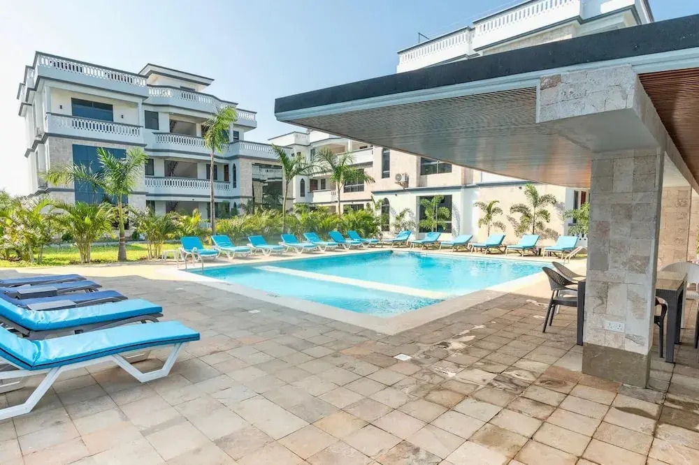 Leshan Luxury Villas