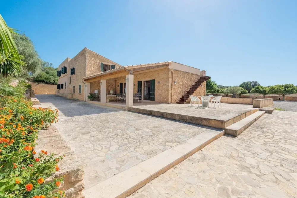 Rafal Pai in Art With 6 Bedrooms and 6 Bathrooms