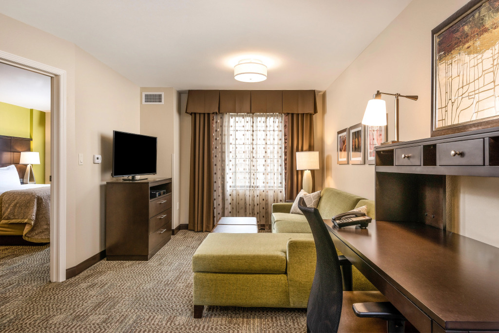 Staybridge Suites Eau Claire - Altoona by IHG