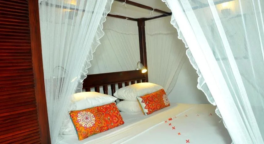 Canal Villa