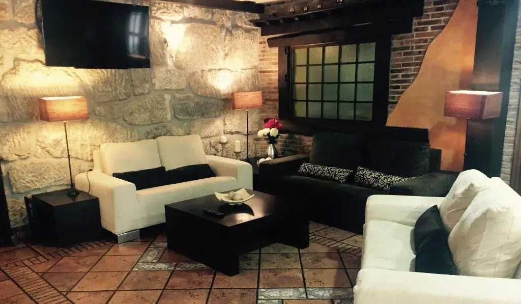 Hotel Restaurante La Casa de Juansabeli