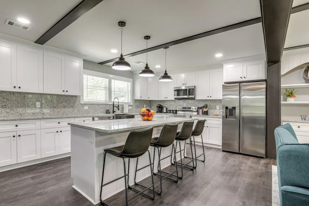 Modern Decatur Gem w/ Deck, 10 Mi to Atlanta