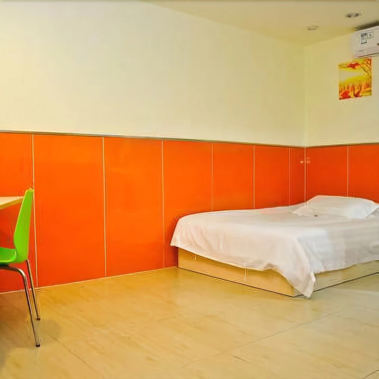 99 Hotel