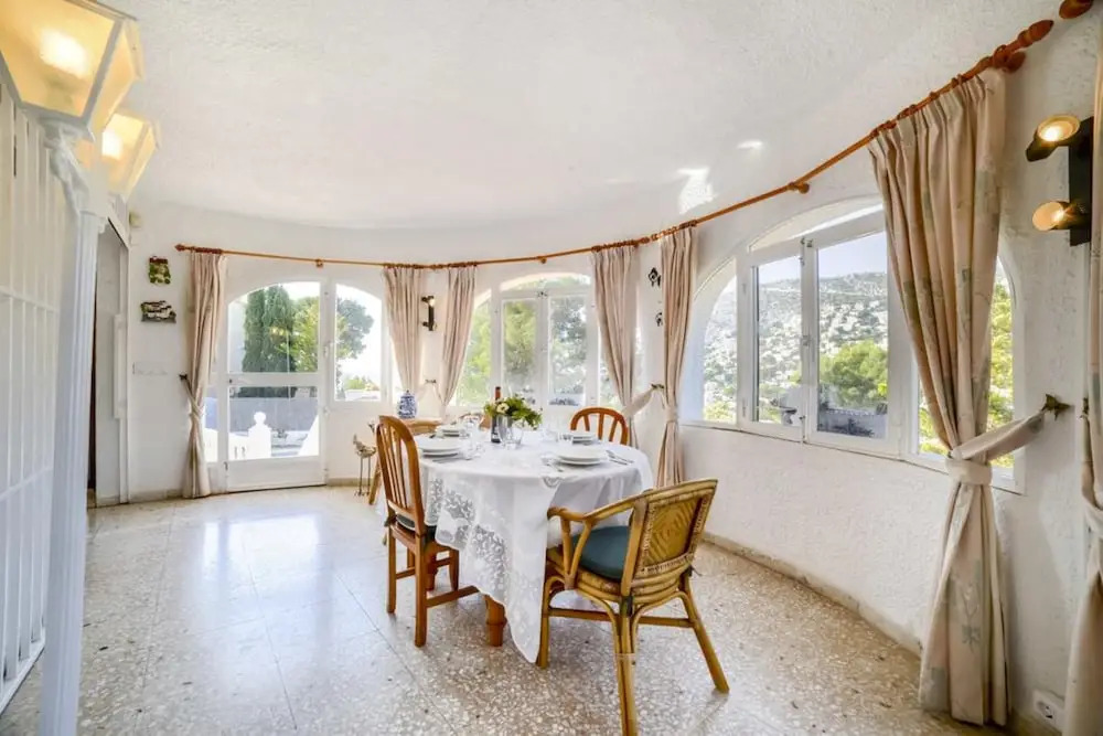Villa - 3 Bedrooms with Pool and WiFi - 107479