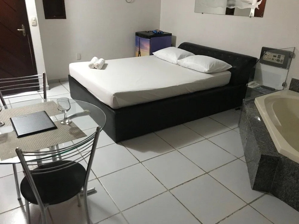 Citys Motel - Adults Only