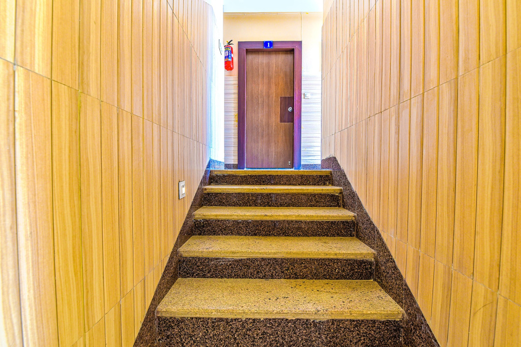 Fabhotel Lotus