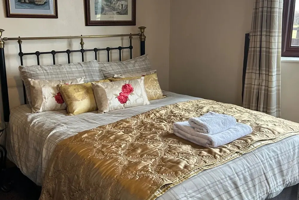 Wonderful 4 Bedroom Cottage Sleeps 8