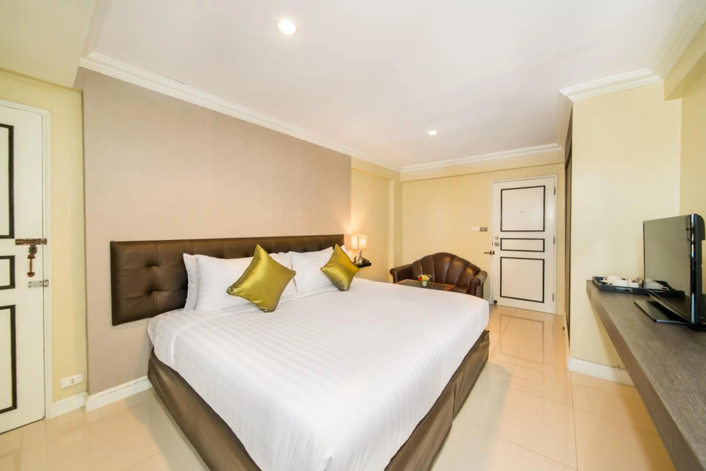 Niran Grand Hotel
