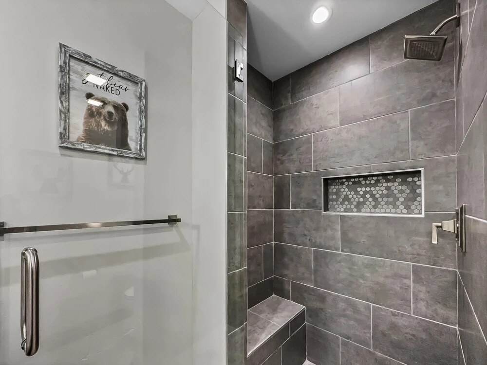 58b 2br 3ba 2 Bedroom Townhouse by RedAwning