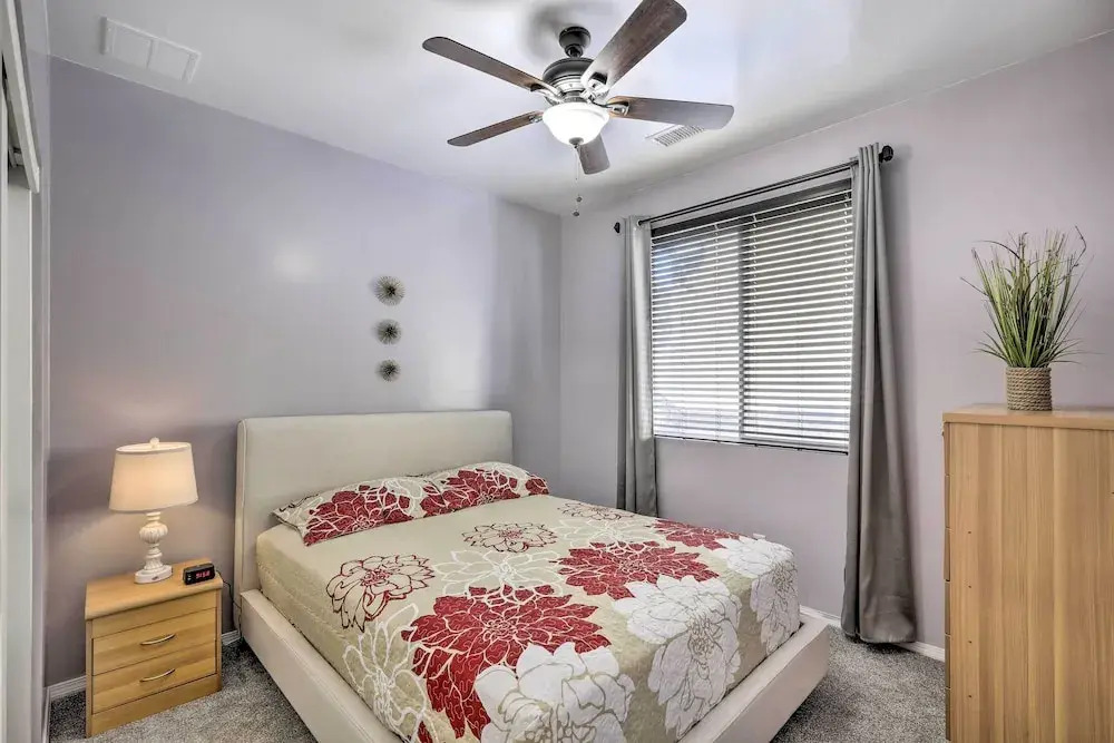 Ski, Hike & Explore: Bellemont Home w/ Fenced Yard