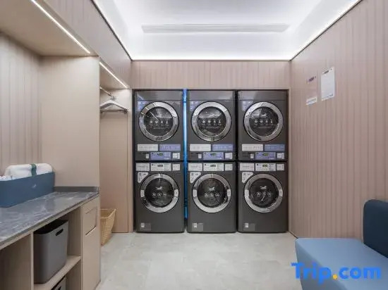 HanTing Hotel (Zhuzhou Vocational Education City CRRC)