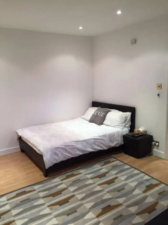 Forest Hill 1 Bedroom Flat