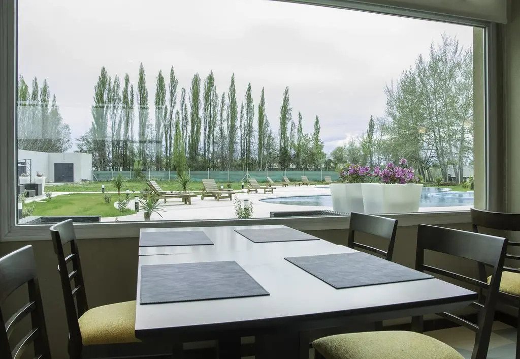 Howard Johnson Neuquen