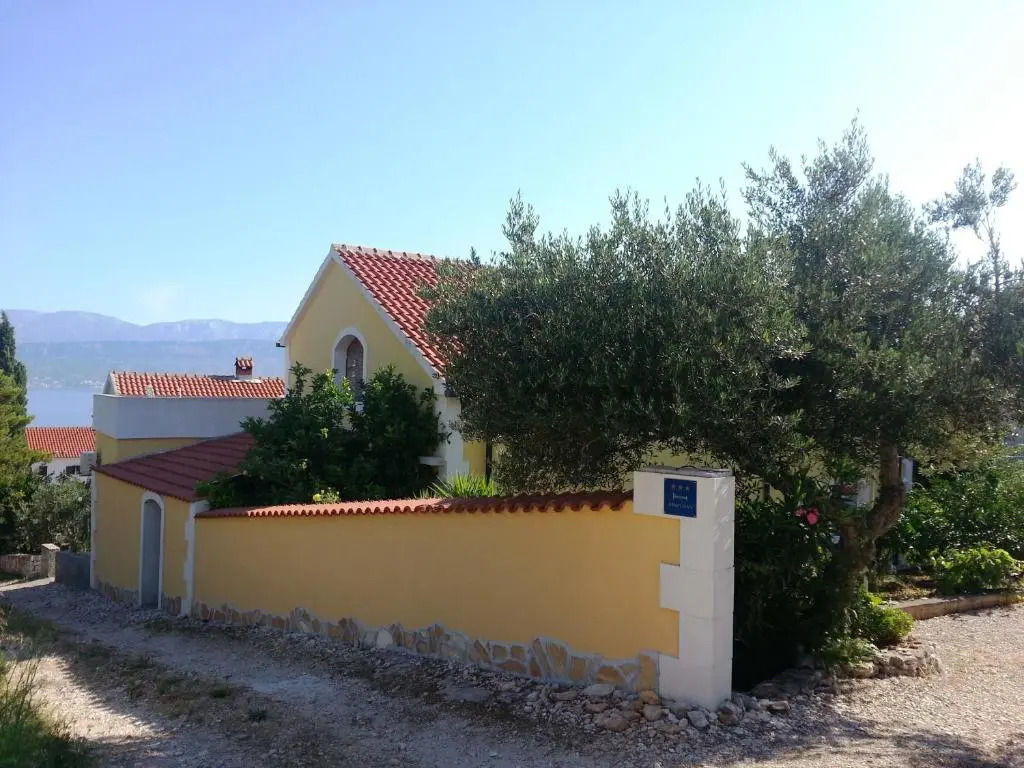 Villa Brac